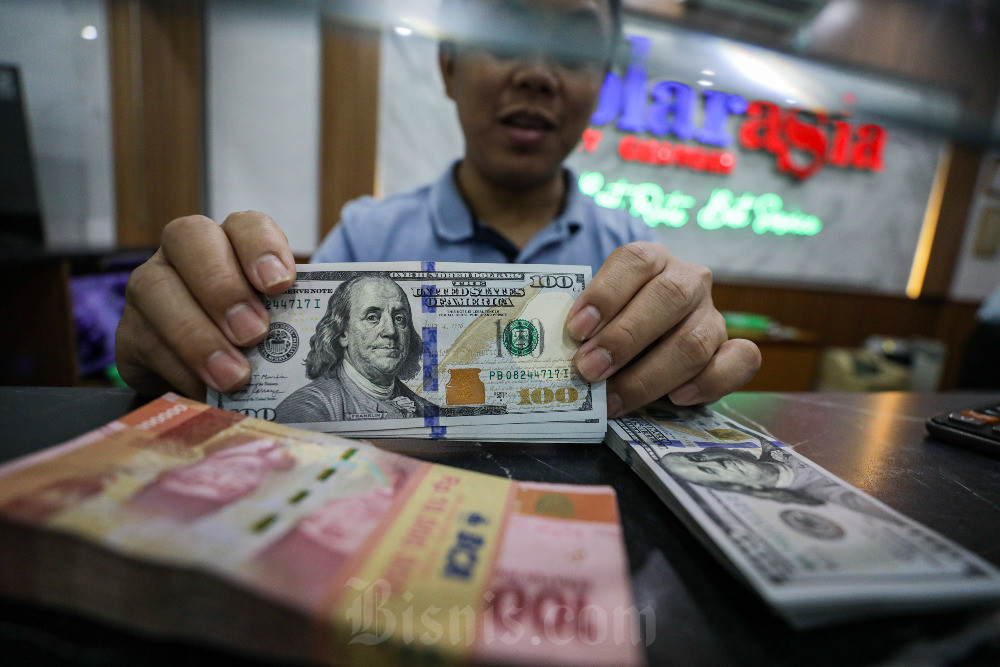 Pembukaan Pasar: Rupiah Menguat ke Level Rp16.799 per Dolar AS